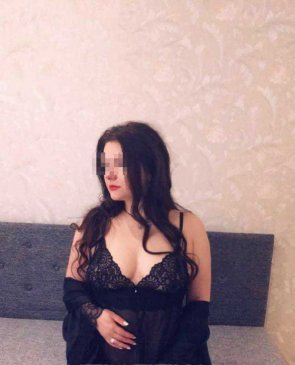 Алла, 30